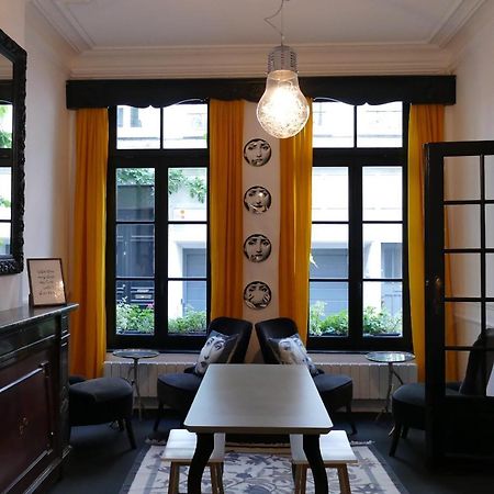 Be And Be Sablon Bed and Breakfast Bryssel Exteriör bild