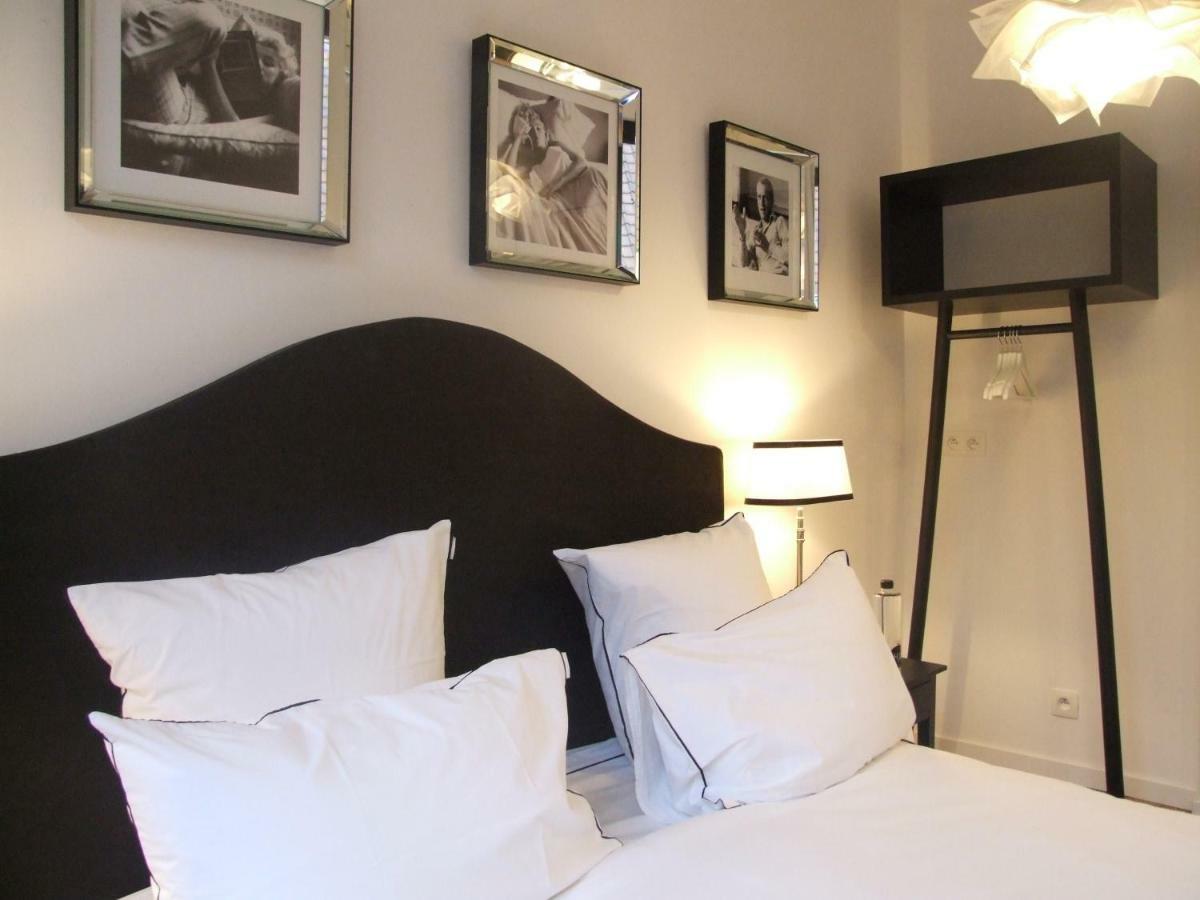Be And Be Sablon Bed and Breakfast Bryssel Exteriör bild