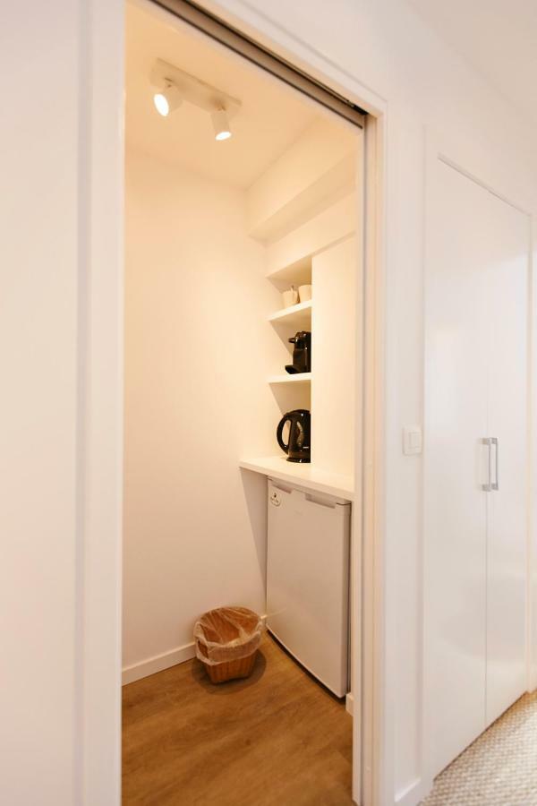 Be And Be Sablon Bed and Breakfast Bryssel Exteriör bild