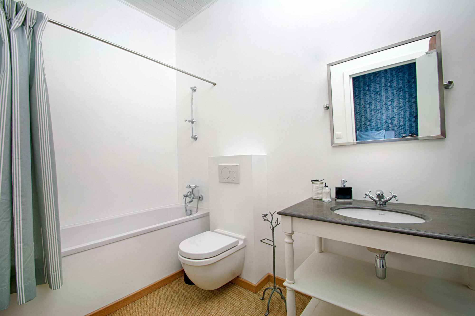 Be And Be Sablon Bed and Breakfast Bryssel Exteriör bild