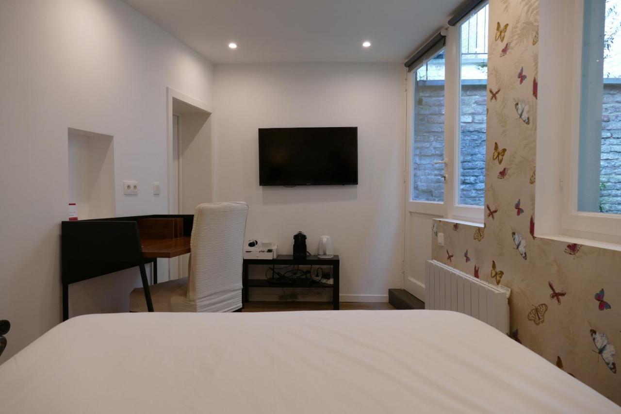 Be And Be Sablon Bed and Breakfast Bryssel Exteriör bild